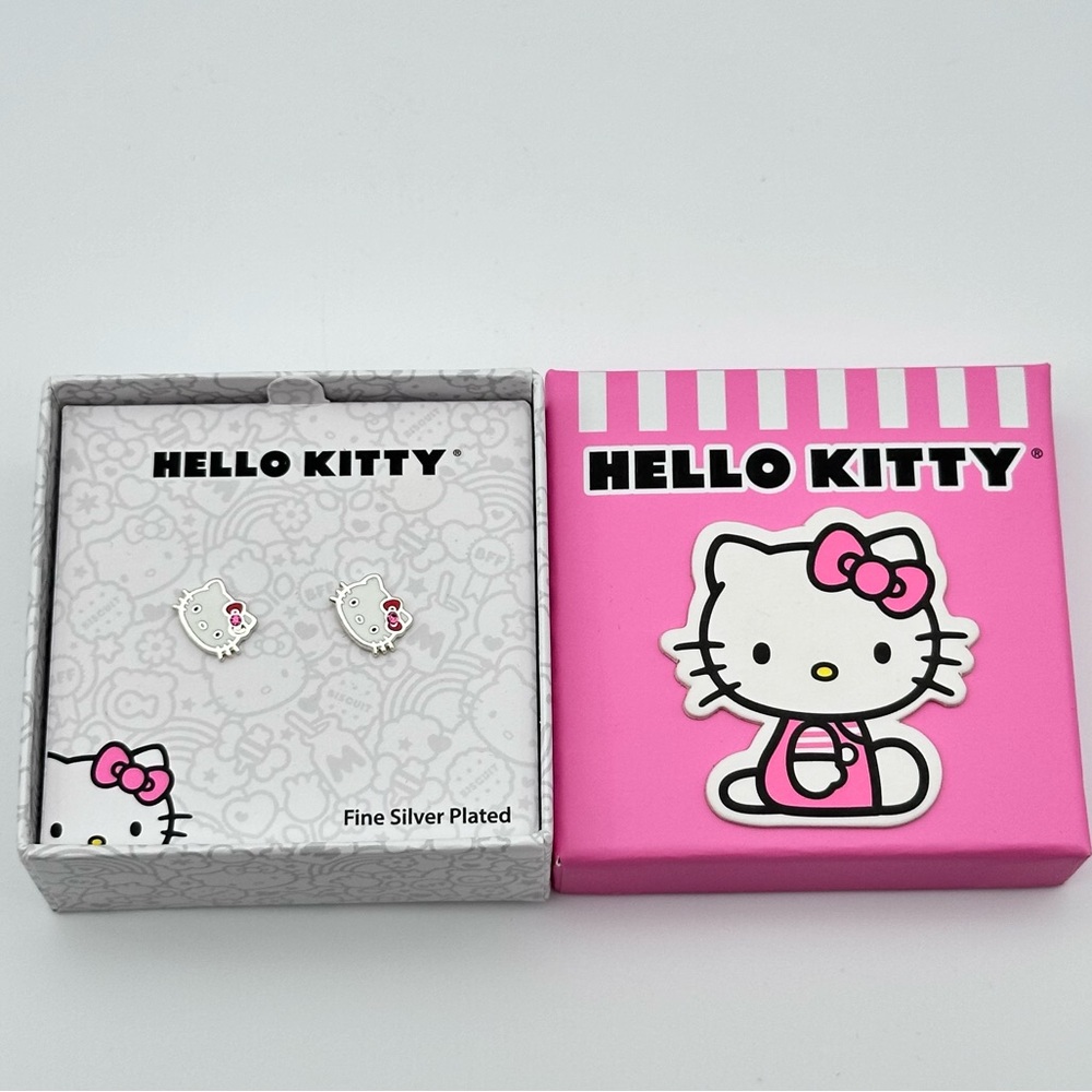 Sanrio Hello Kitty Women’s Stud Earrings